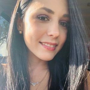 Meet your Posher, Lisandra